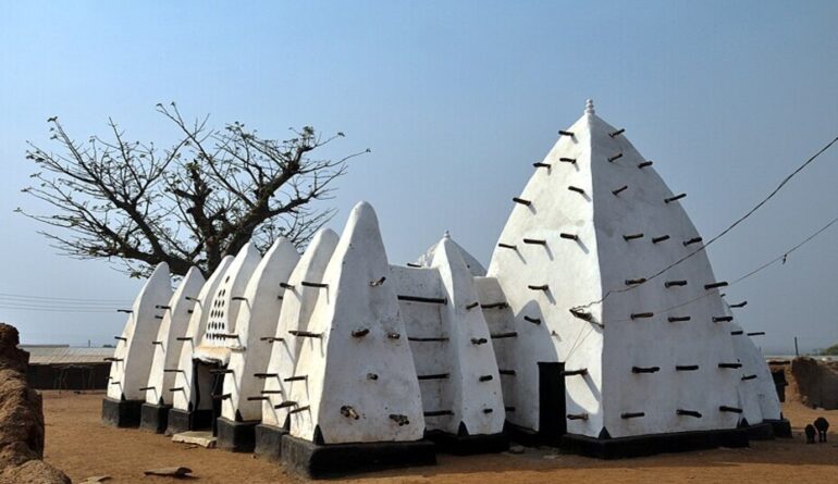 Larabanga_Mosque_Ghana (1)