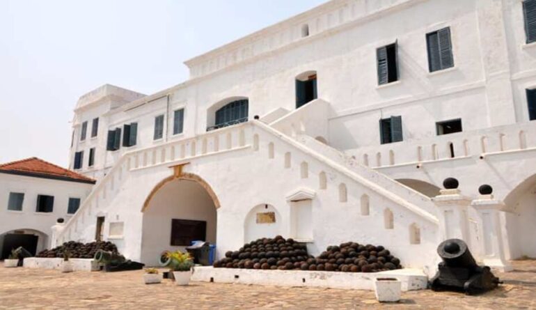 cape-coast-castle-in-ghana (2)